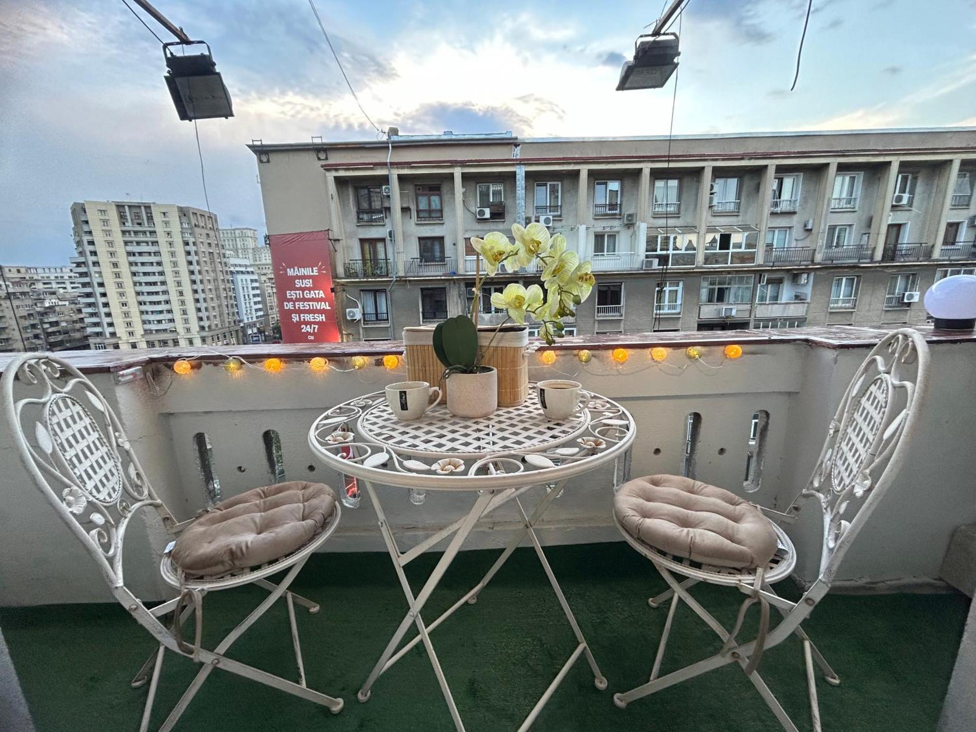 Апартаменты Panoramic Terace Victory Boutique Бухарест Экстерьер фото